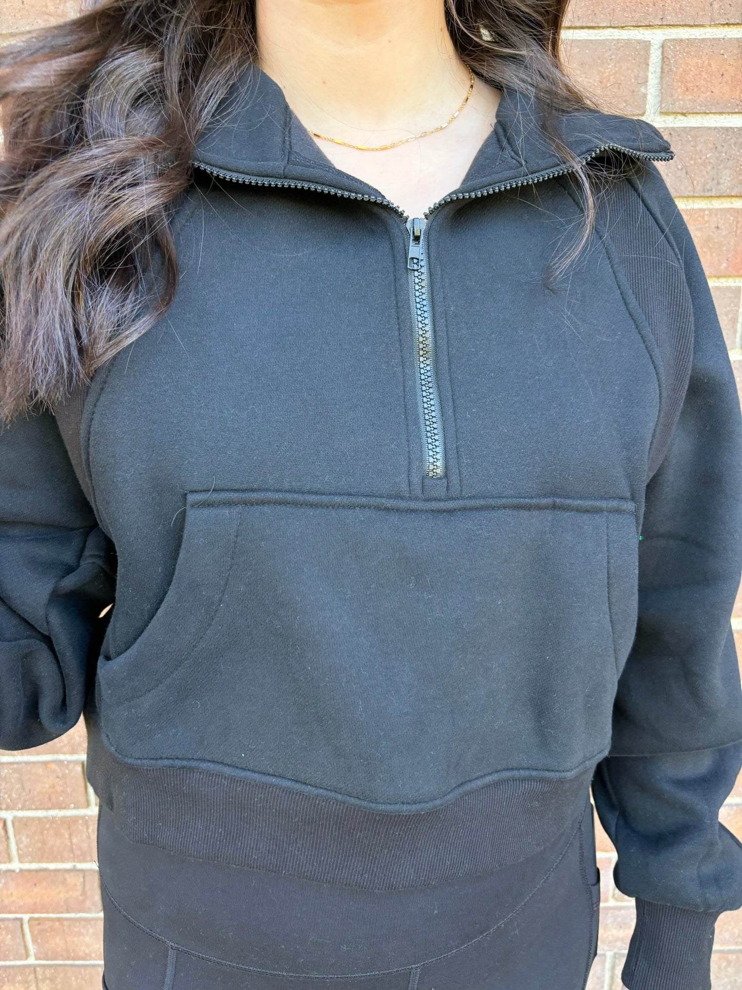 Everglow Pullover- Black